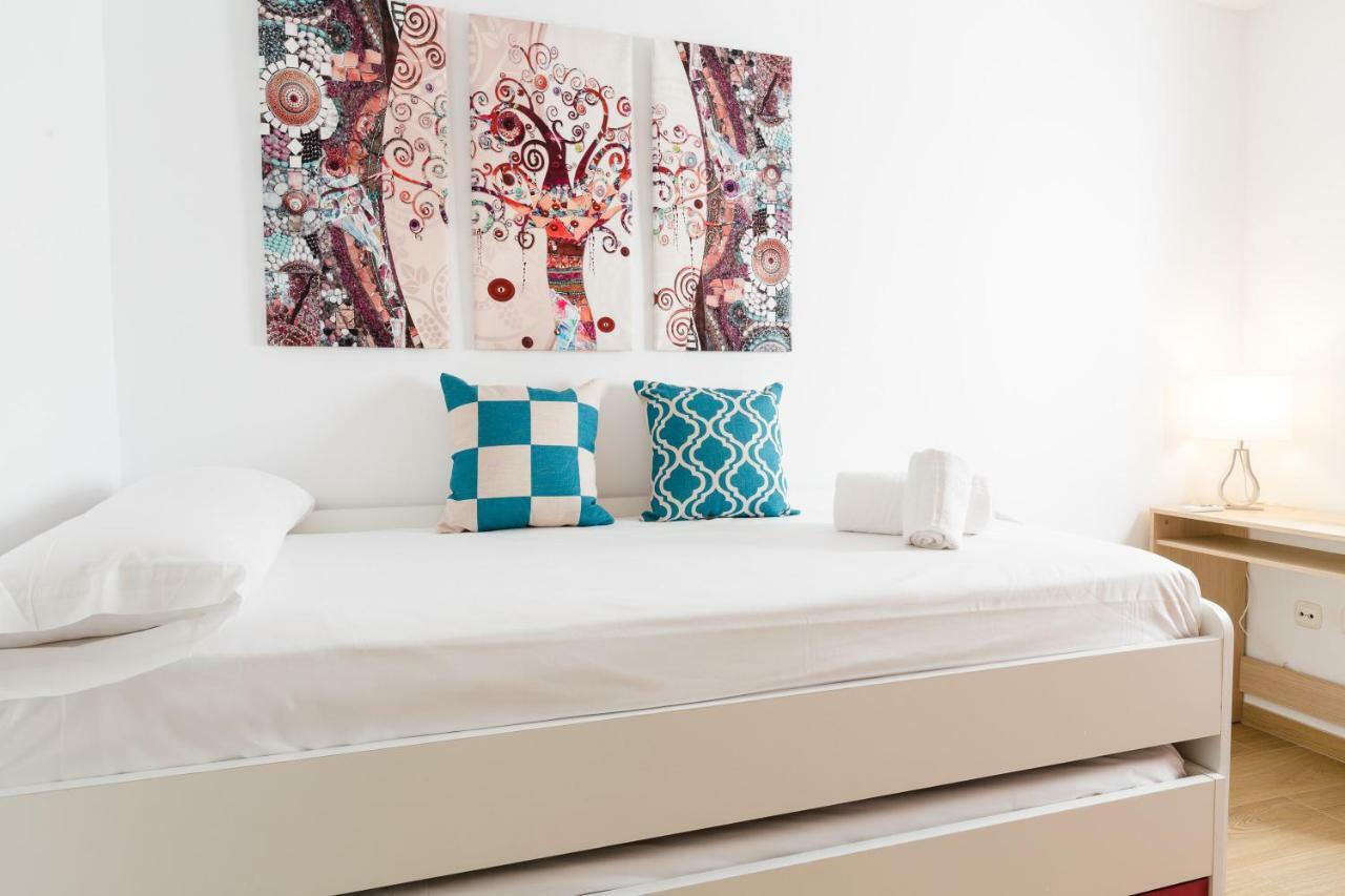 Picasso Daisy Apartment Fuengirola Exterior photo